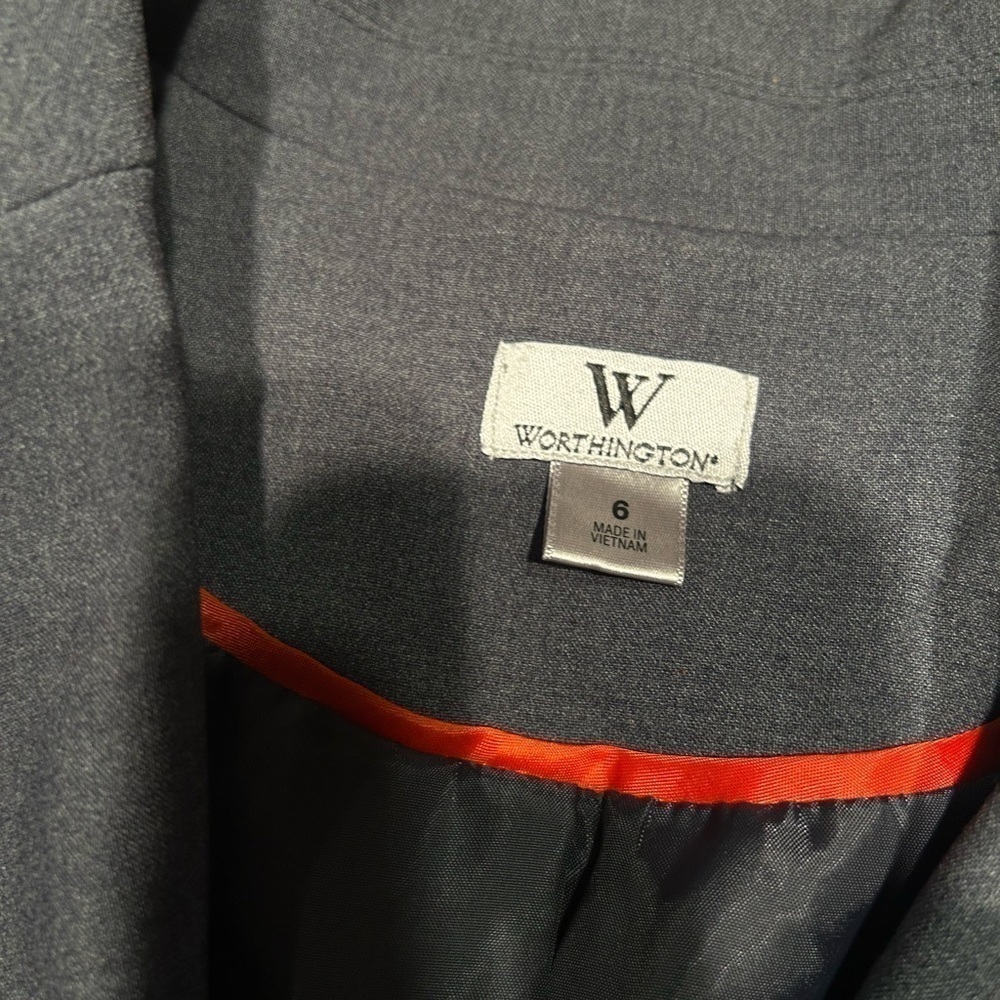 Worthington Gray One Button Center Blazer - Picture 3 of 6